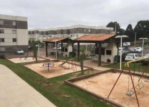 Aconchegante apartamento em condomínio clube a 15 minutos do hospital do Rocio